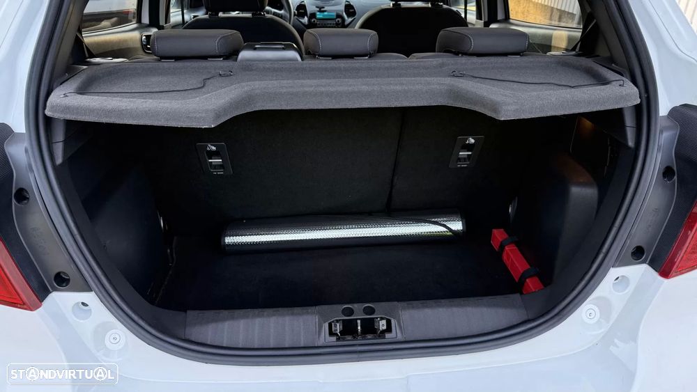 Ford KA+ 1.2 Ti-VCT White & Black Edition - 12