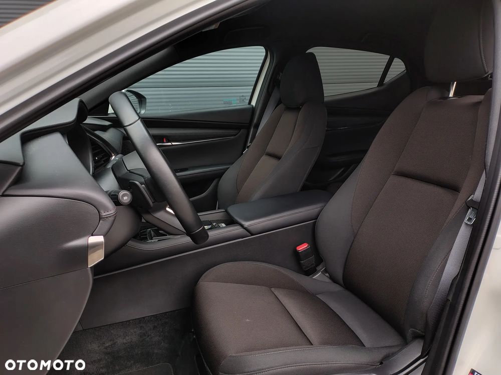 Mazda 3 2.0 mHEV Centre-Line - 22