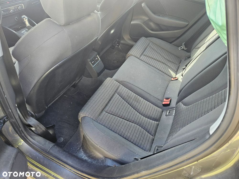 Audi A3 Sportback 35 TFSI S tronic - 11