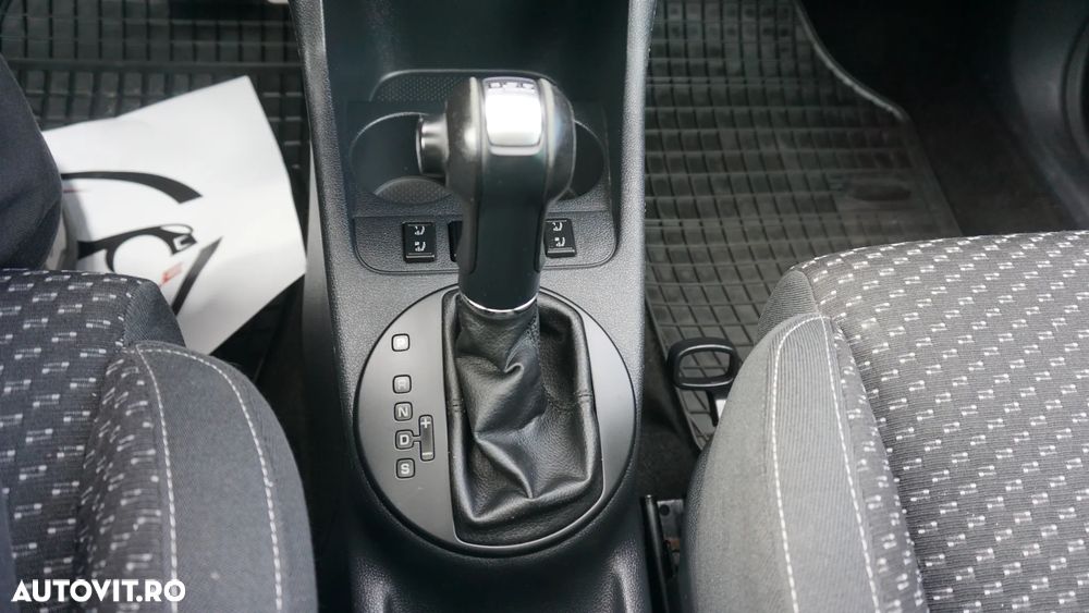 Skoda Fabia 1.4 TSI RS DSG - 28