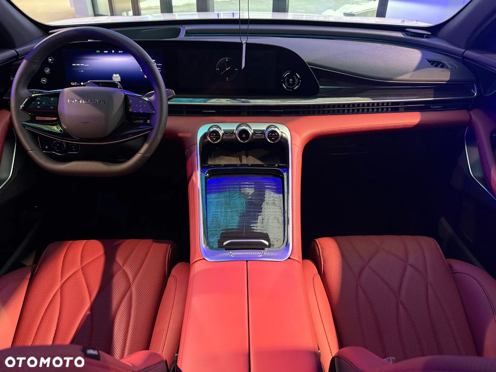 Omoda 9 1.5 Super Hybrid Exclusive AWD - 12