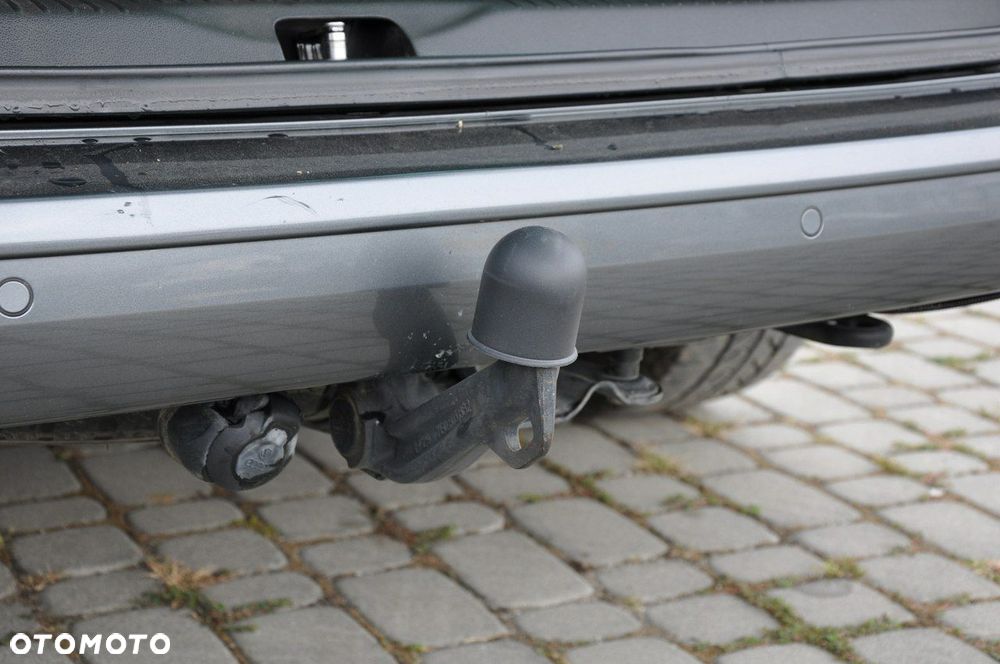 Volkswagen Caravelle - 28