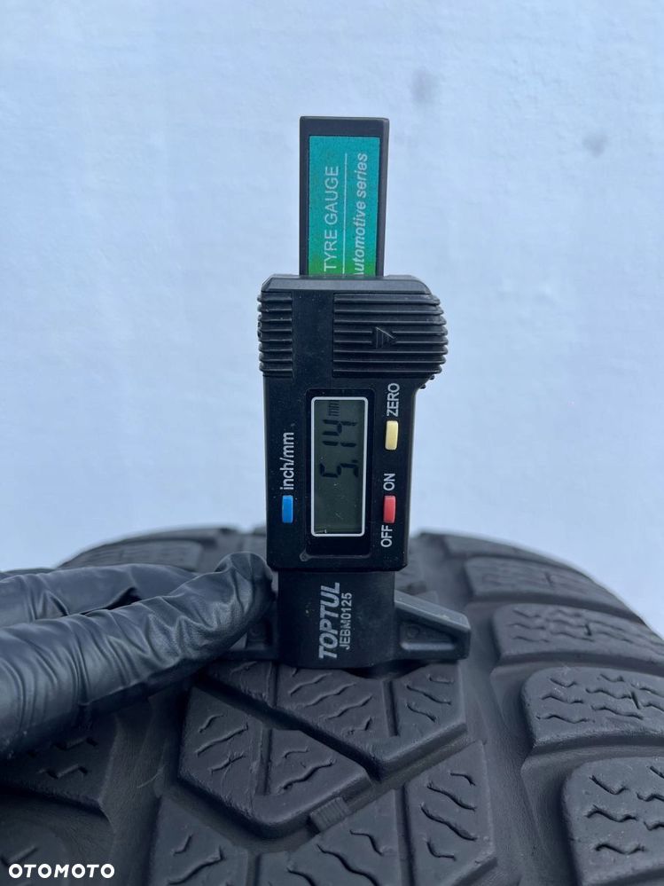 OPONY 215/60/16 99H PIRELLI WINTER SOTTOZERO 3 - 4