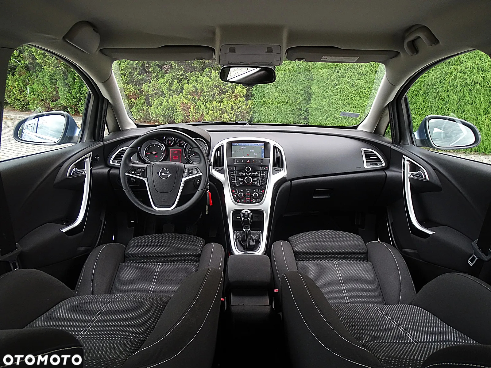 Opel Astra IV 1.4 T Cosmo - 30