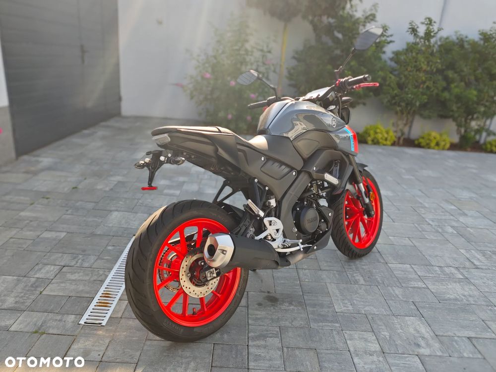 Yamaha MT - 9