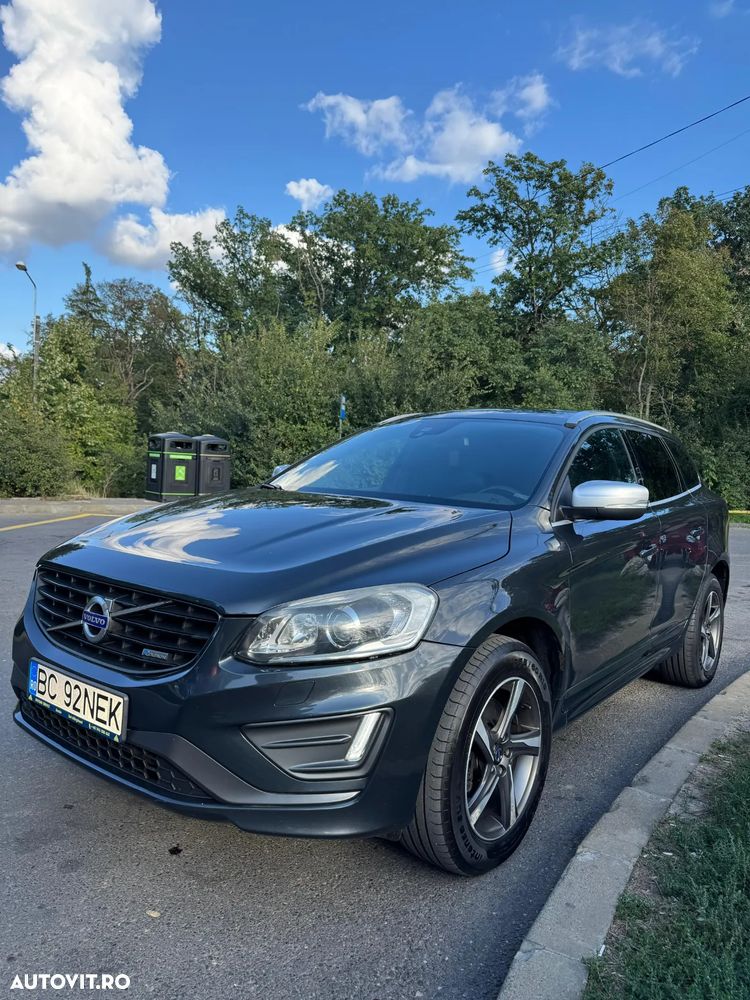 Volvo XC 60 D5AWD R-Design - 11