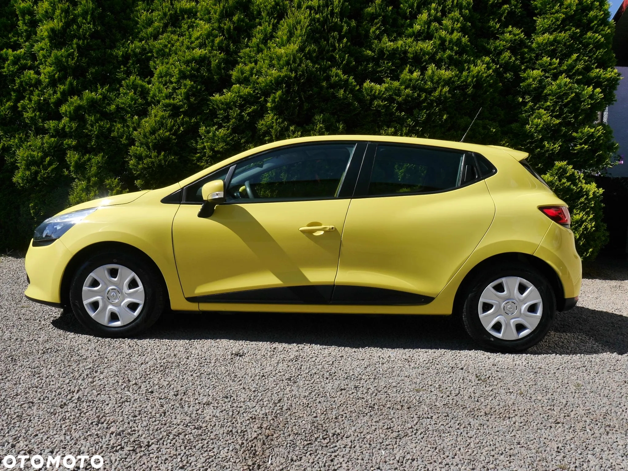 Renault Clio 1.2 16V 75 LIMITED - 2