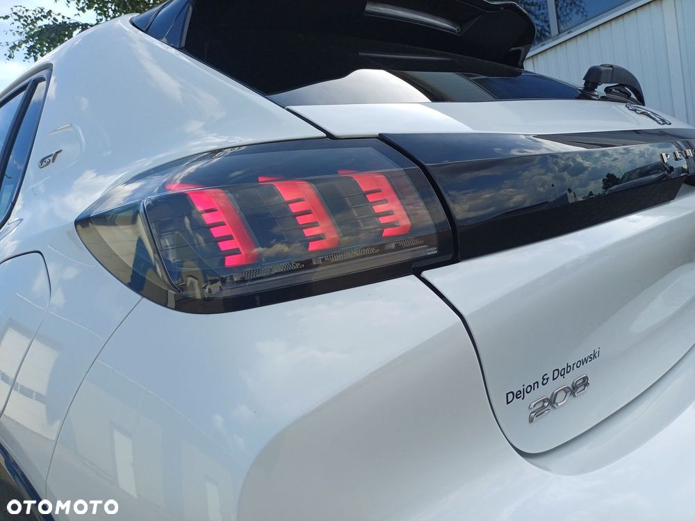 Peugeot 208 1.2 PureTech GT Pack S&S EAT8 - 12