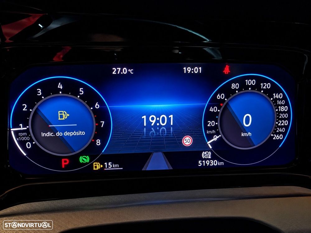 VW Golf 1.0 eTSI Life DSG - 28