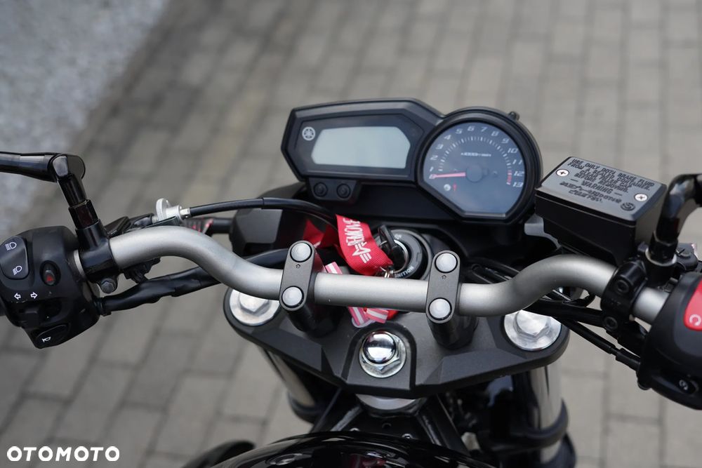 Yamaha XJ - 19