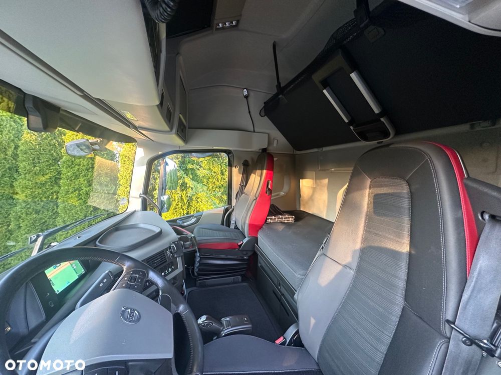 Volvo / FH 500 / 6X2 / HAKOWIEC / MEILLER -KIPPER 21-67/ Oś-SKRĘTNA-PODNOSZONA / - 33