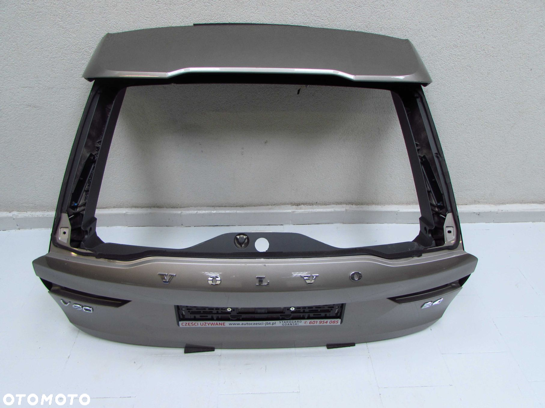 VOLVO V90 CC V90 CROSS COUNTRY 16- KLAPA BAGAZNIKA TYL 727 PEBBLE GREY - 3