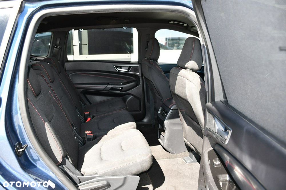 Ford S-Max - 31