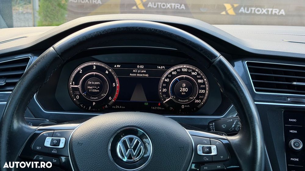 Volkswagen Tiguan - 4