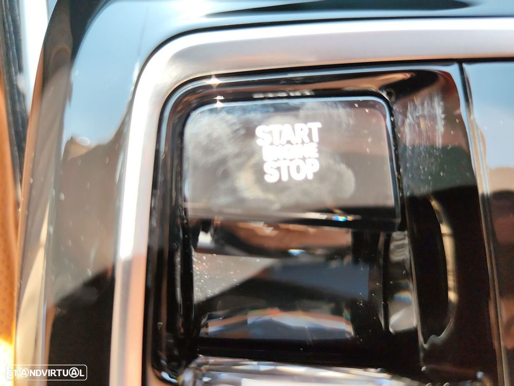 BMW 750 750e xDrive Pack Desportivo M - 24