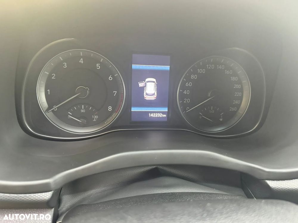 Hyundai KONA 1.6 T-GDI 4WD Aut. Luxury + - 33