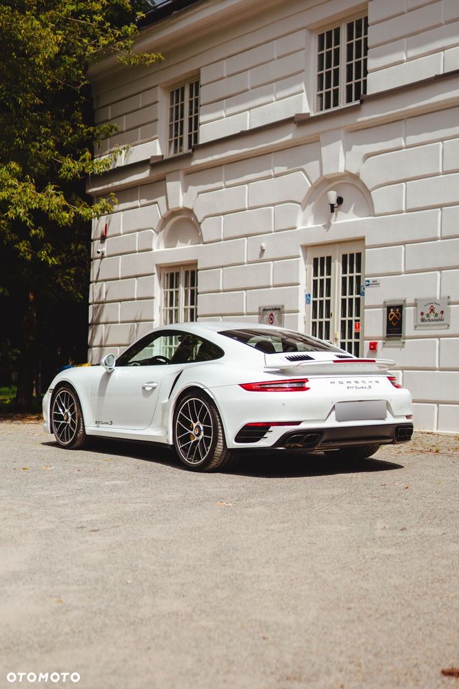 Porsche 911 Turbo S - 33
