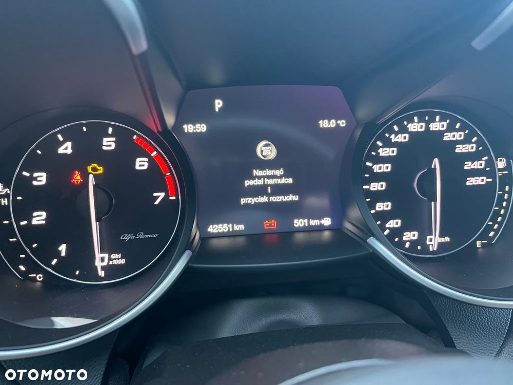 Alfa Romeo Giulia 2.0 Turbo Veloce Q4 - 13