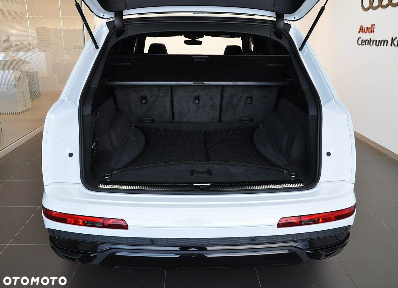 Audi Q7 - 12