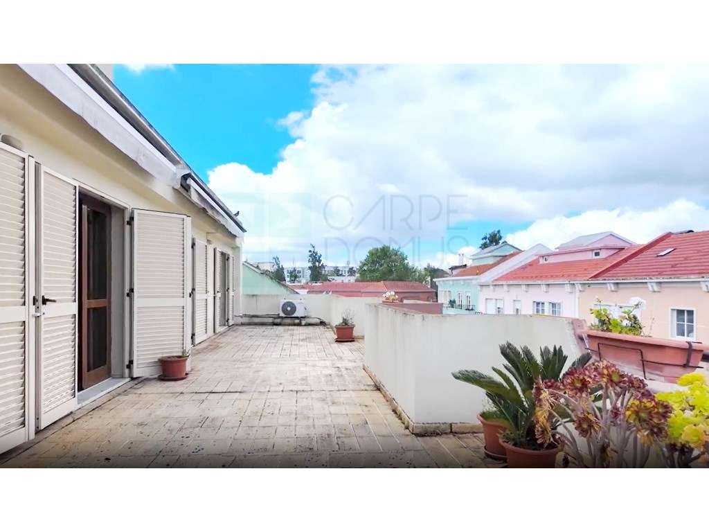 Espaçoso apartamento T4, terraço e parqueamento, em Alvalade, Lisboa - Grande imagem: 2/16
