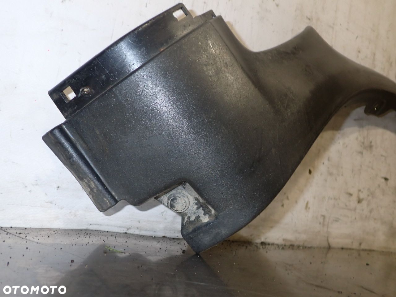 LISTWA BŁOTNIKA FIAT SEDICI 1.9JTD 77211-79JAR - 2