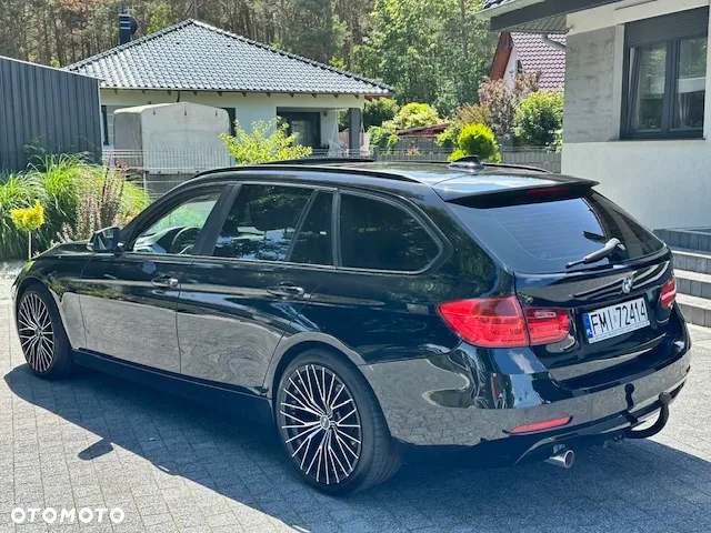 BMW Seria 3 320d Touring Efficient Dynamics Edition Luxury Line - 6