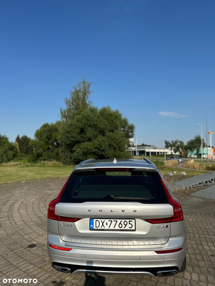 Volvo XC 60 D4 AWD R-Design - 8