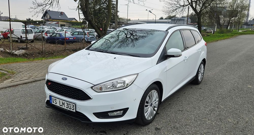 Ford Focus 1.6 TDCi DPF Start-Stopp-System SYNC Edition - 10