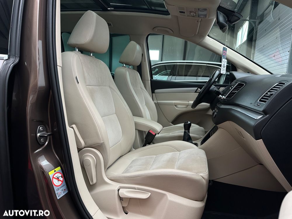 Volkswagen Sharan 2.0 TDI Blue Motion Highline - 24