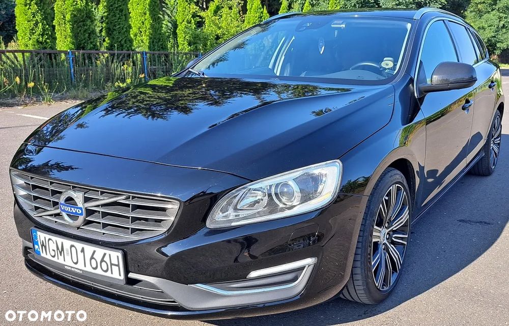 Volvo V60 D4 Geartronic - 1