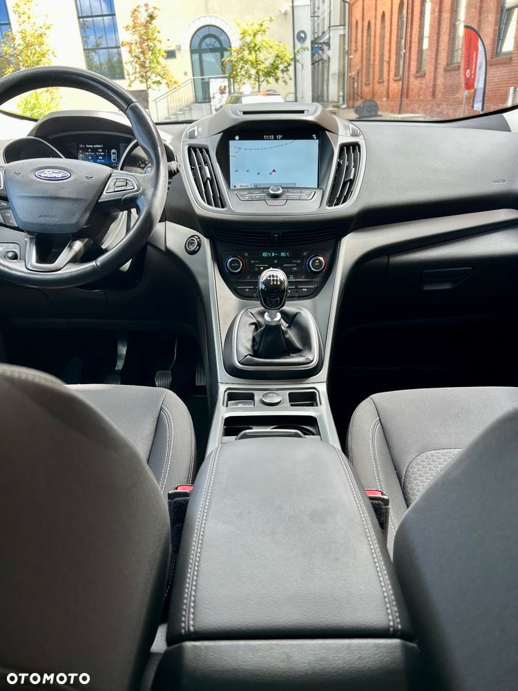 Ford Kuga - 28