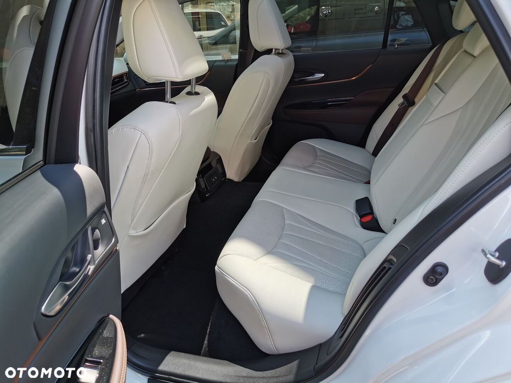 Toyota Mirai - 11