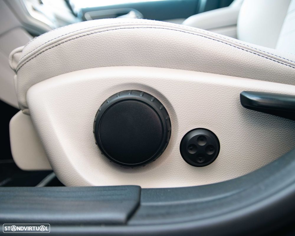 Mercedes-Benz GLA 220 d 7G-DCT Urban - 30