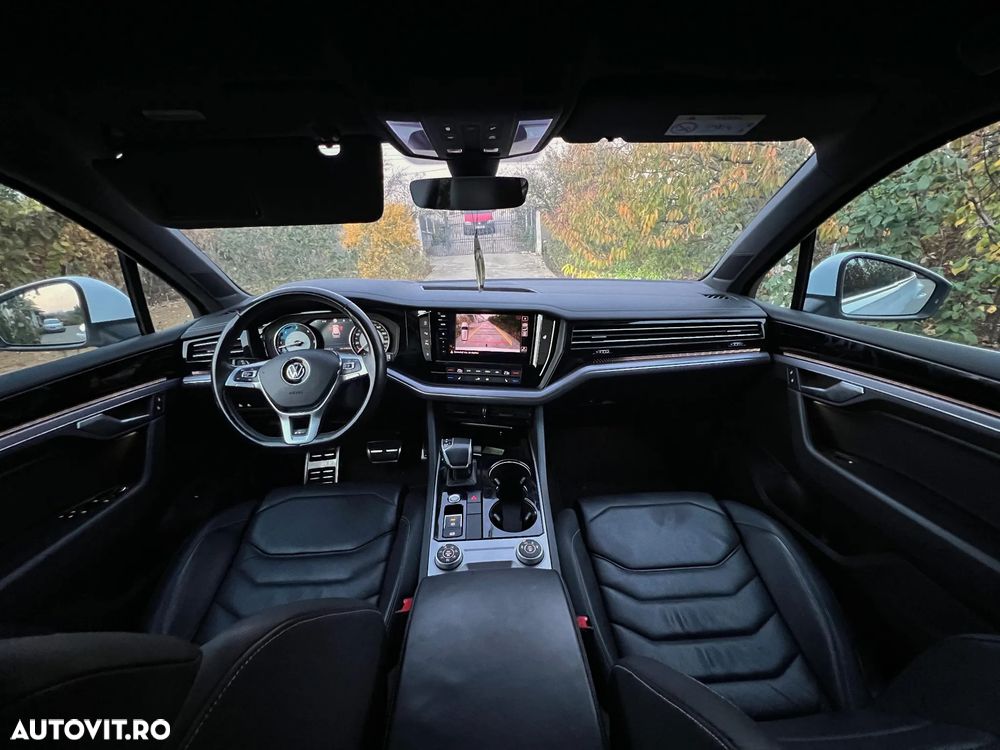 Volkswagen Touareg - 5