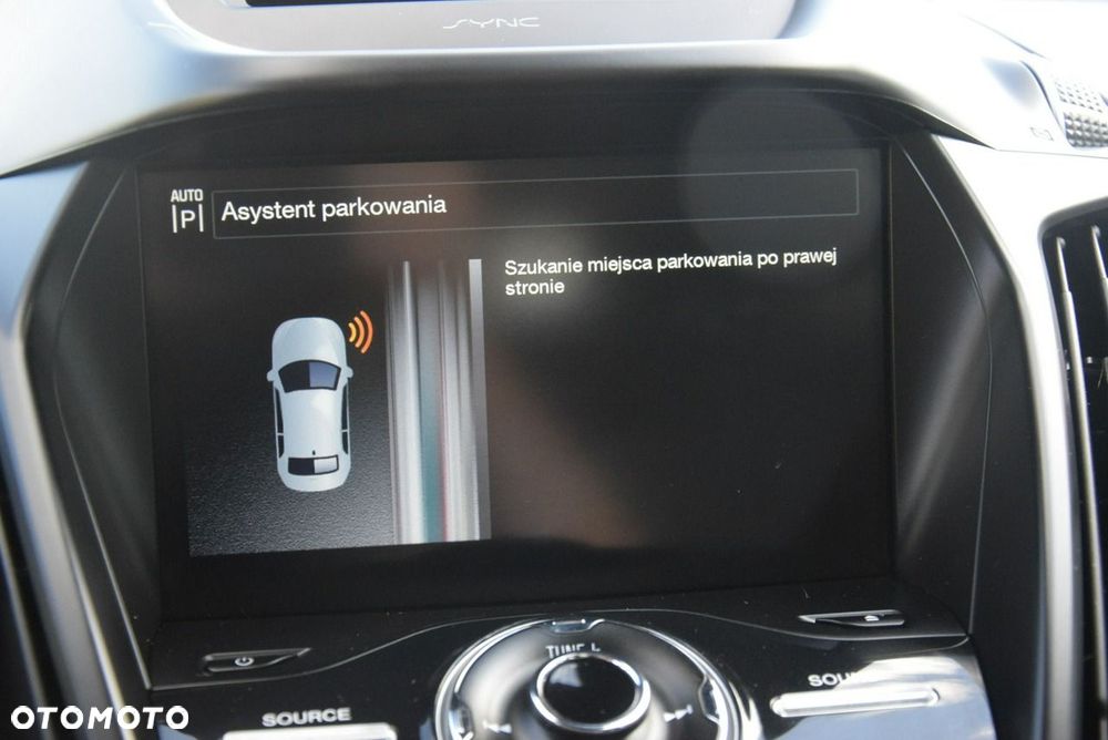 Ford Kuga 2.0 TDCi 2x4 Titanium - 38