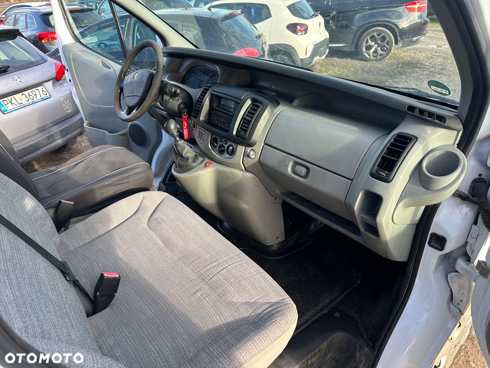 Renault Trafic - 14