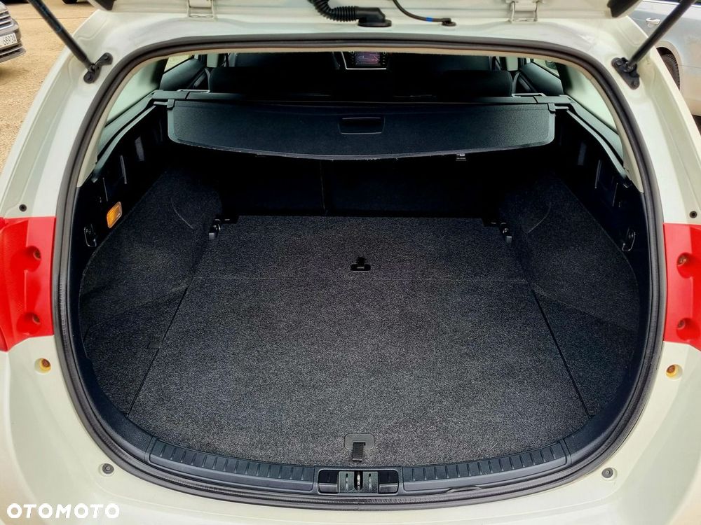Toyota Auris Hybrid 135 Comfort - 13