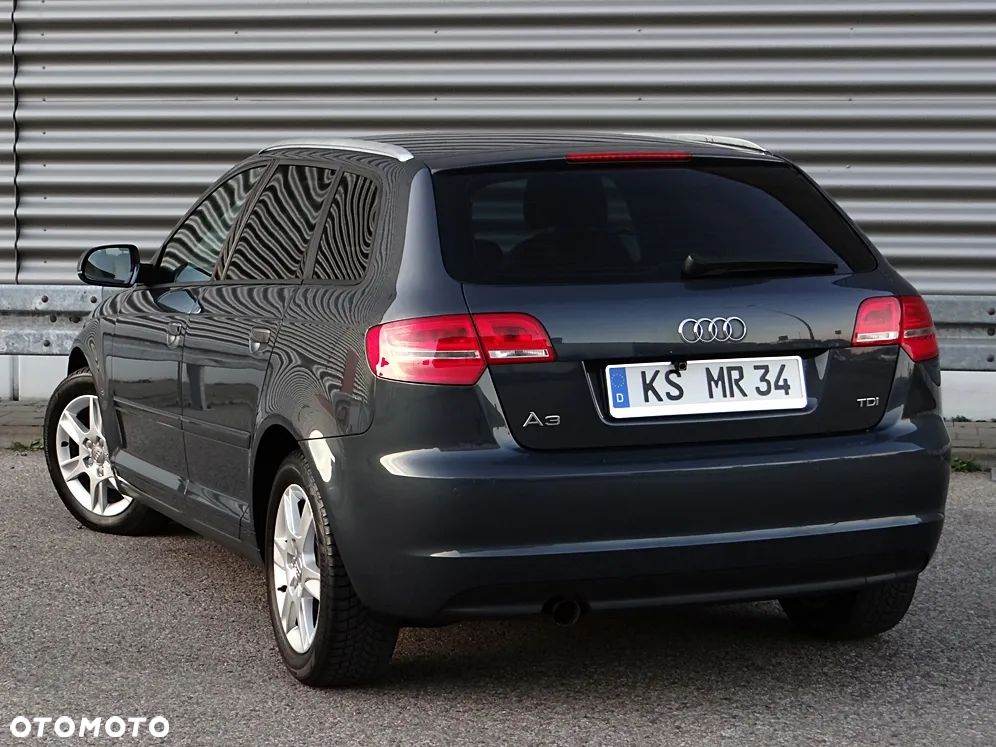 Audi A3 Sportback 1.6 TDI Attraction - 18