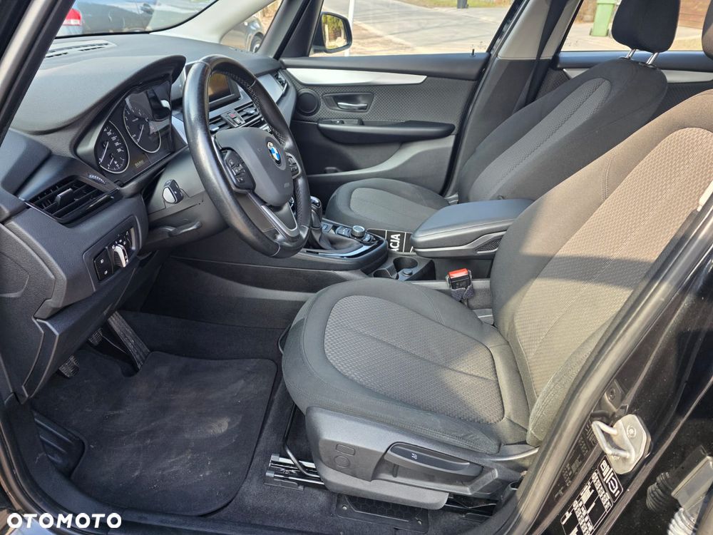 BMW Seria 2 218i - 15
