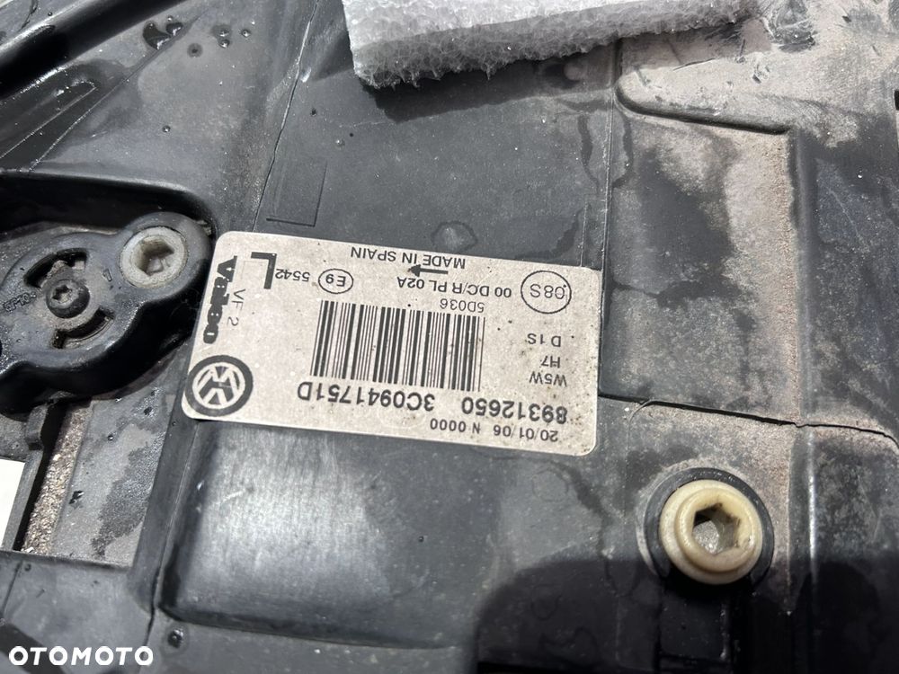 Reflektory Volkswagen Passat B6 Xenon 3C0941751D - 11