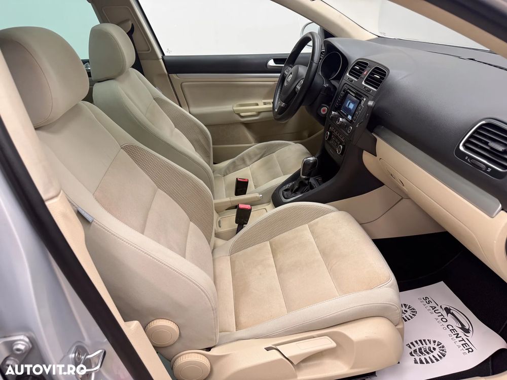 Volkswagen Golf Variant 2.0 TDI DPF DSG Exclusive - 15