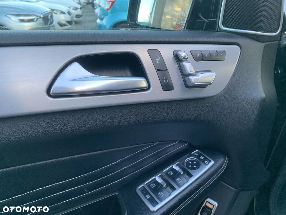 Mercedes-Benz ML 350 BlueTEC 4MATIC 7G-TRONIC - 29