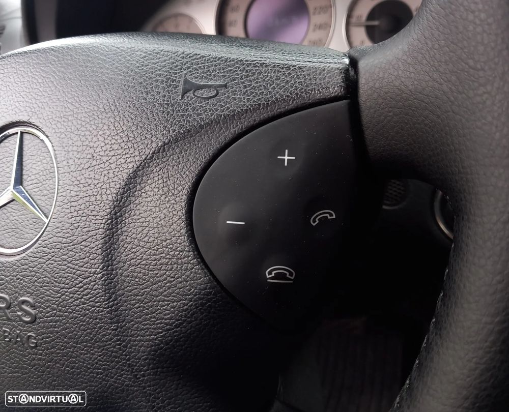 Mercedes-Benz E 220 CDi Avantgarde Aut. - 18