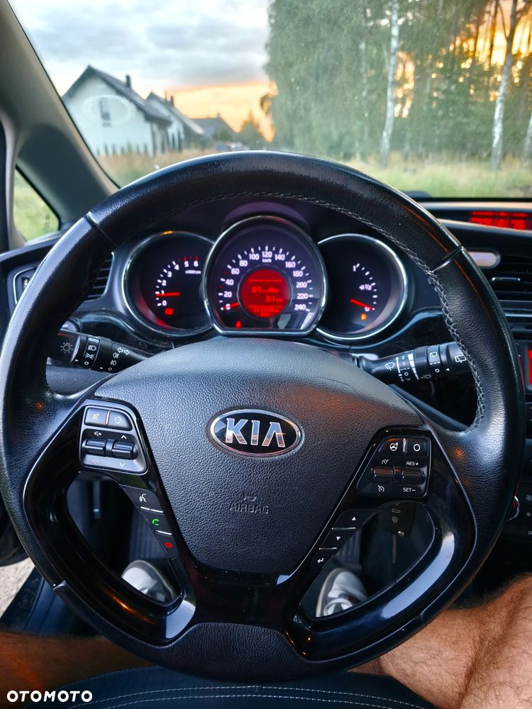 Kia Ceed 1.6 CRDi L - 14