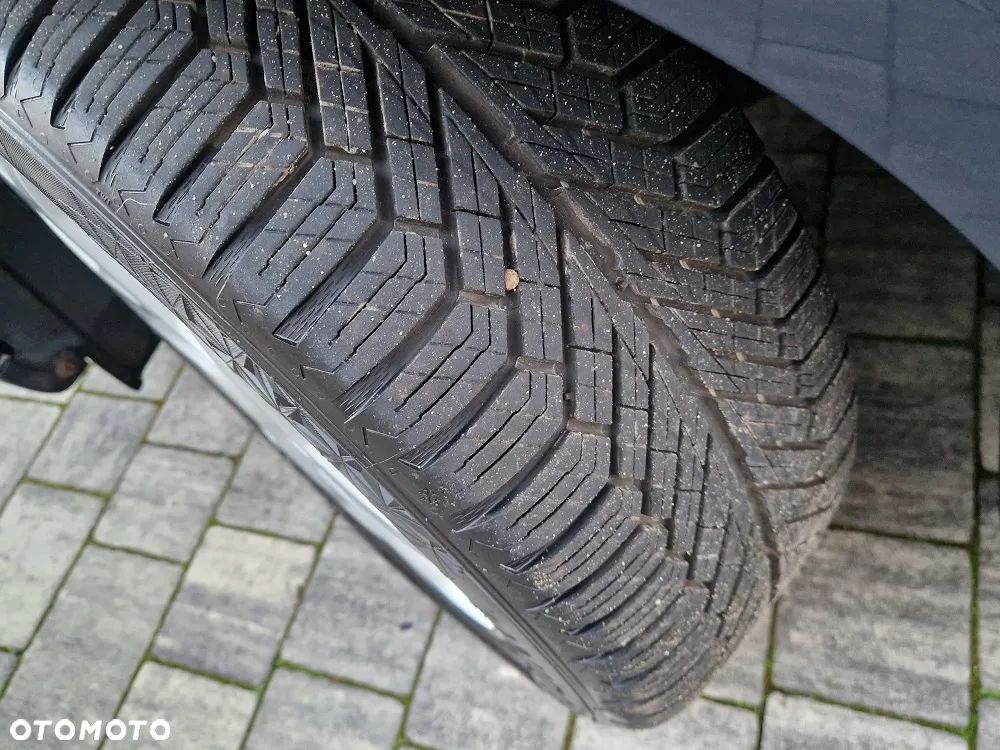 Ford C-MAX 1.6 TDCi Edition - 28