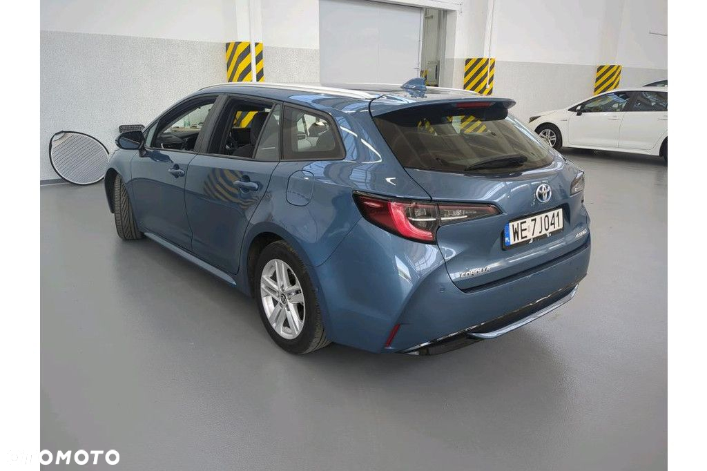 Toyota Corolla - 2