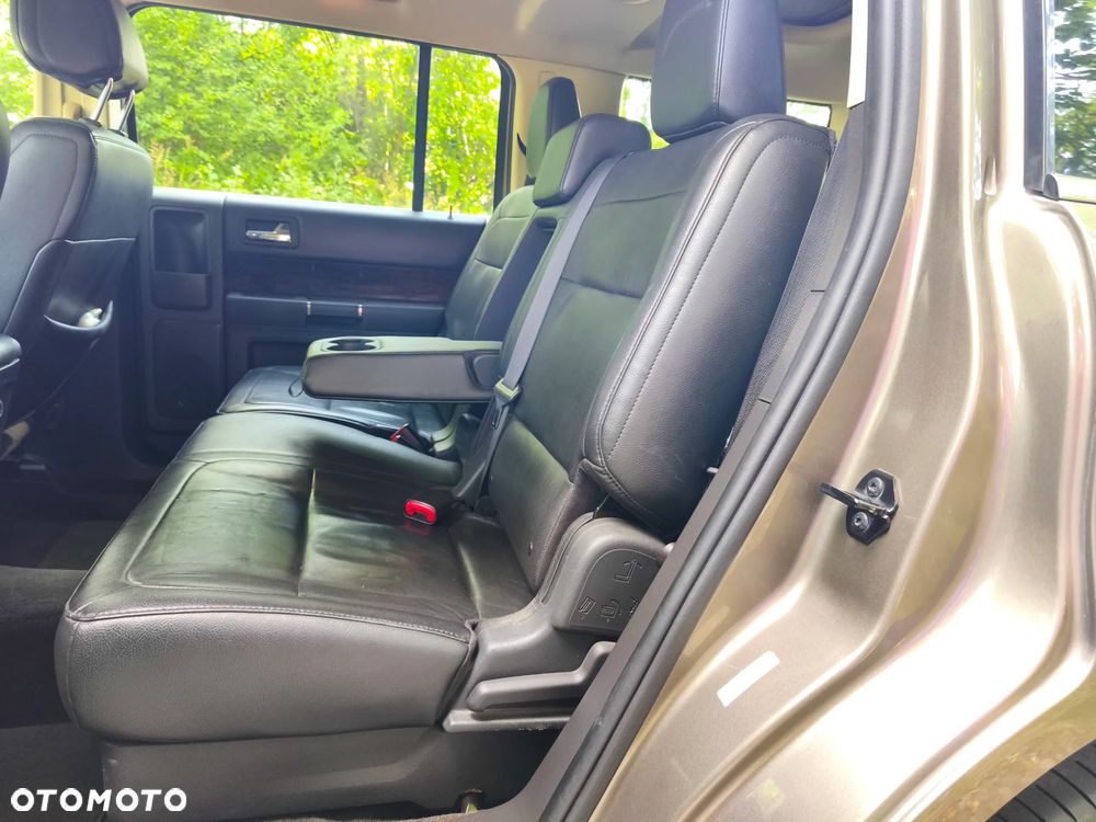 Ford Flex - 8