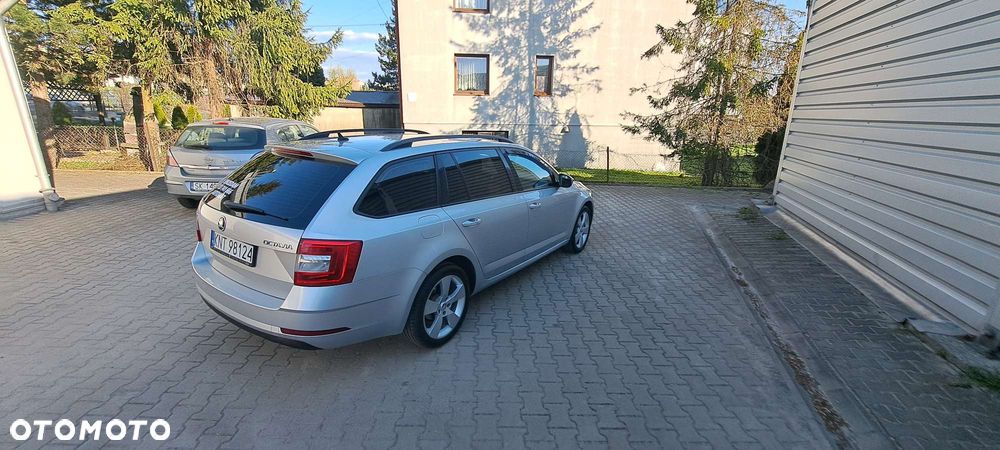 Skoda Octavia 1.4 TSI Ambition DSG - 4