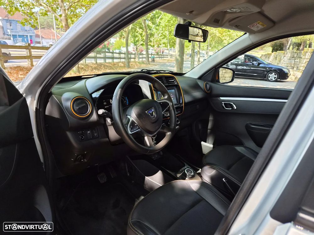 Dacia Spring Comfort - 11
