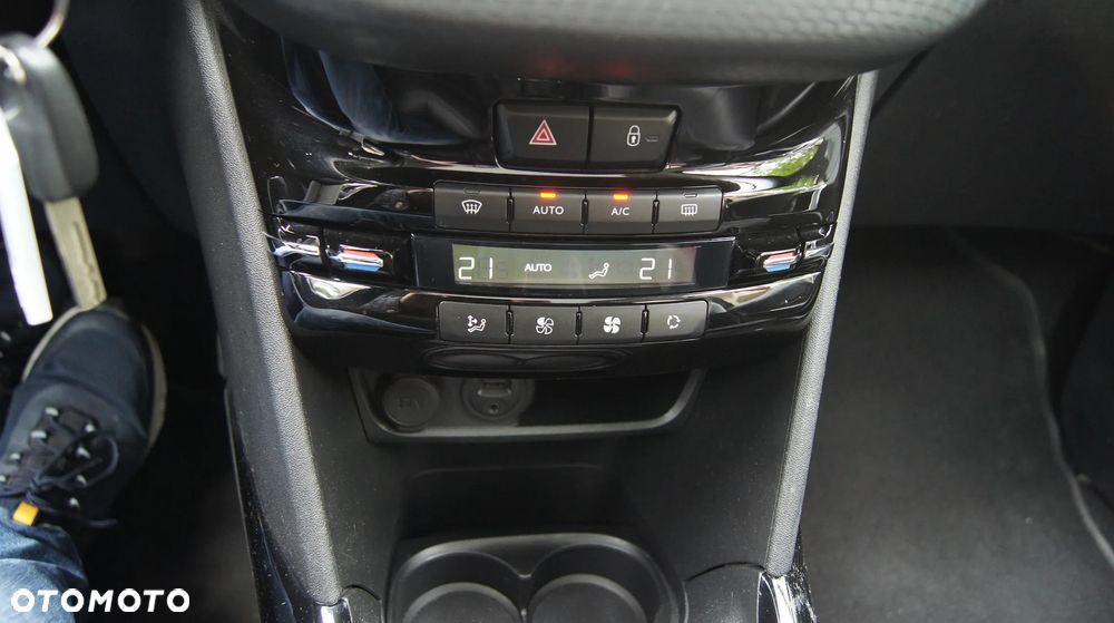 Peugeot 2008 PureTech 110 Stop&Start Business-Line - 22